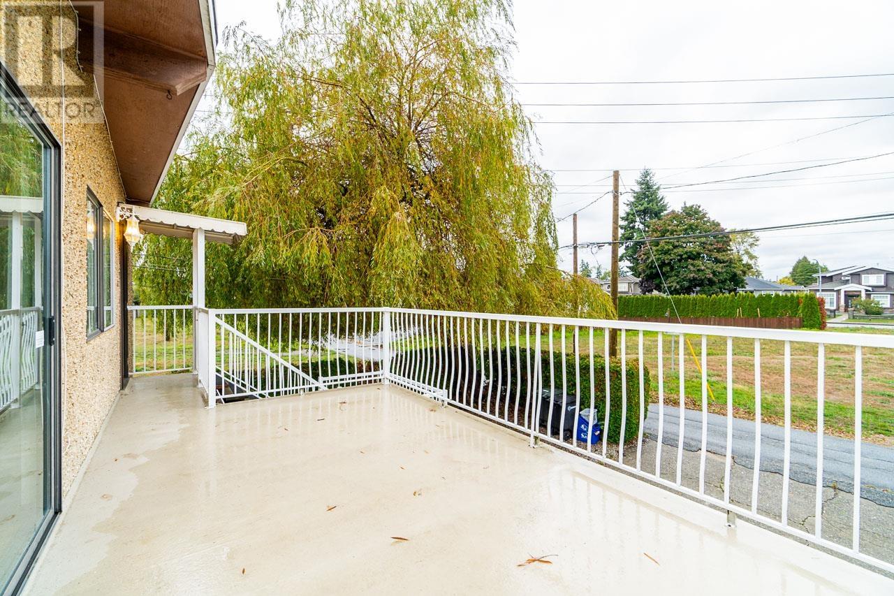 6853 Balmoral Street, Burnaby, British Columbia  V5E 1J2 - Photo 36 - R2825199