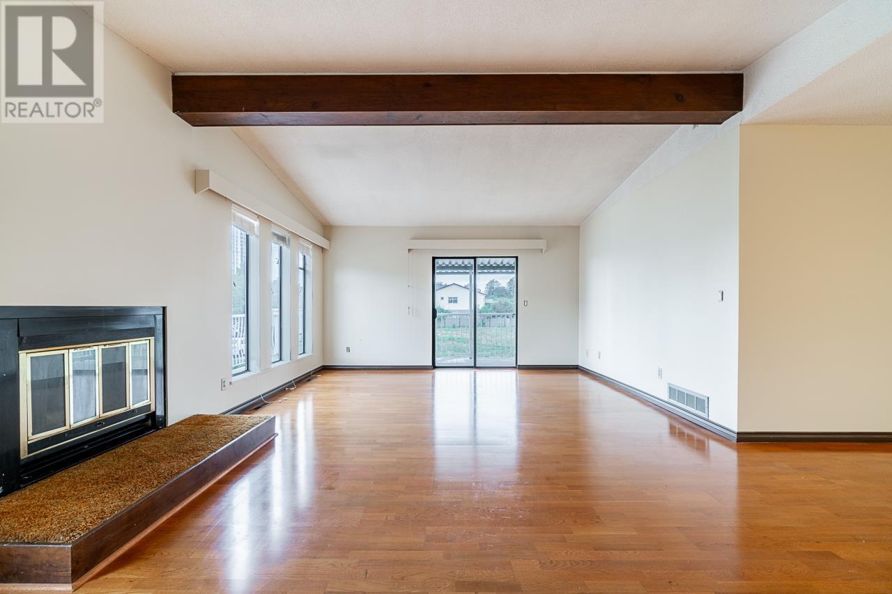 6853 Balmoral Street, Burnaby, British Columbia  V5E 1J2 - Photo 5 - R2825199