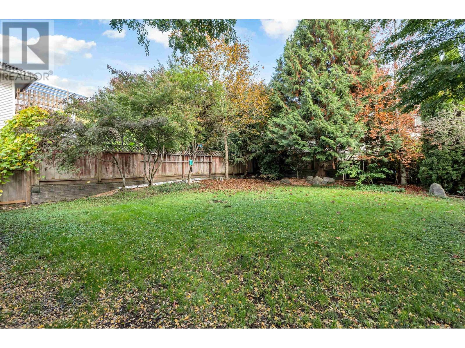 23745 Rock Ridge Drive, Maple Ridge, British Columbia  V4R 2W2 - Photo 35 - R2825202