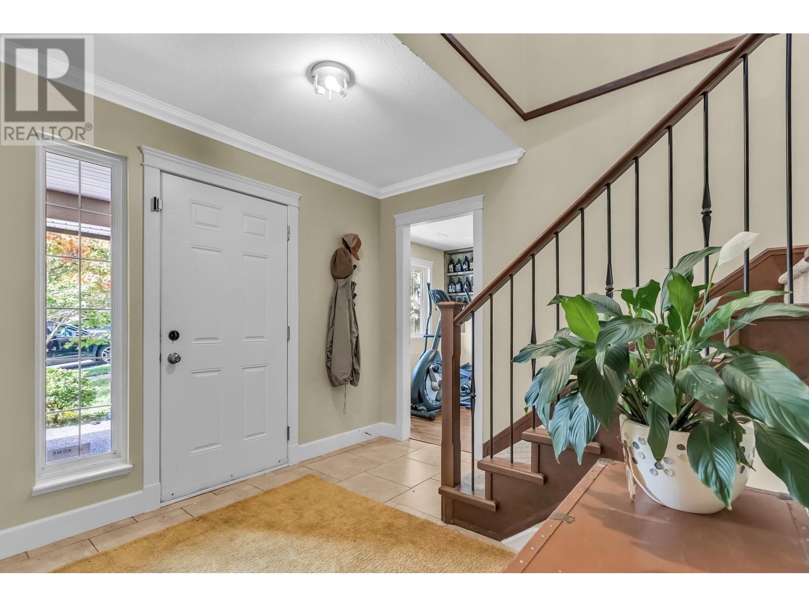 23745 Rock Ridge Drive, Maple Ridge, British Columbia  V4R 2W2 - Photo 5 - R2825202
