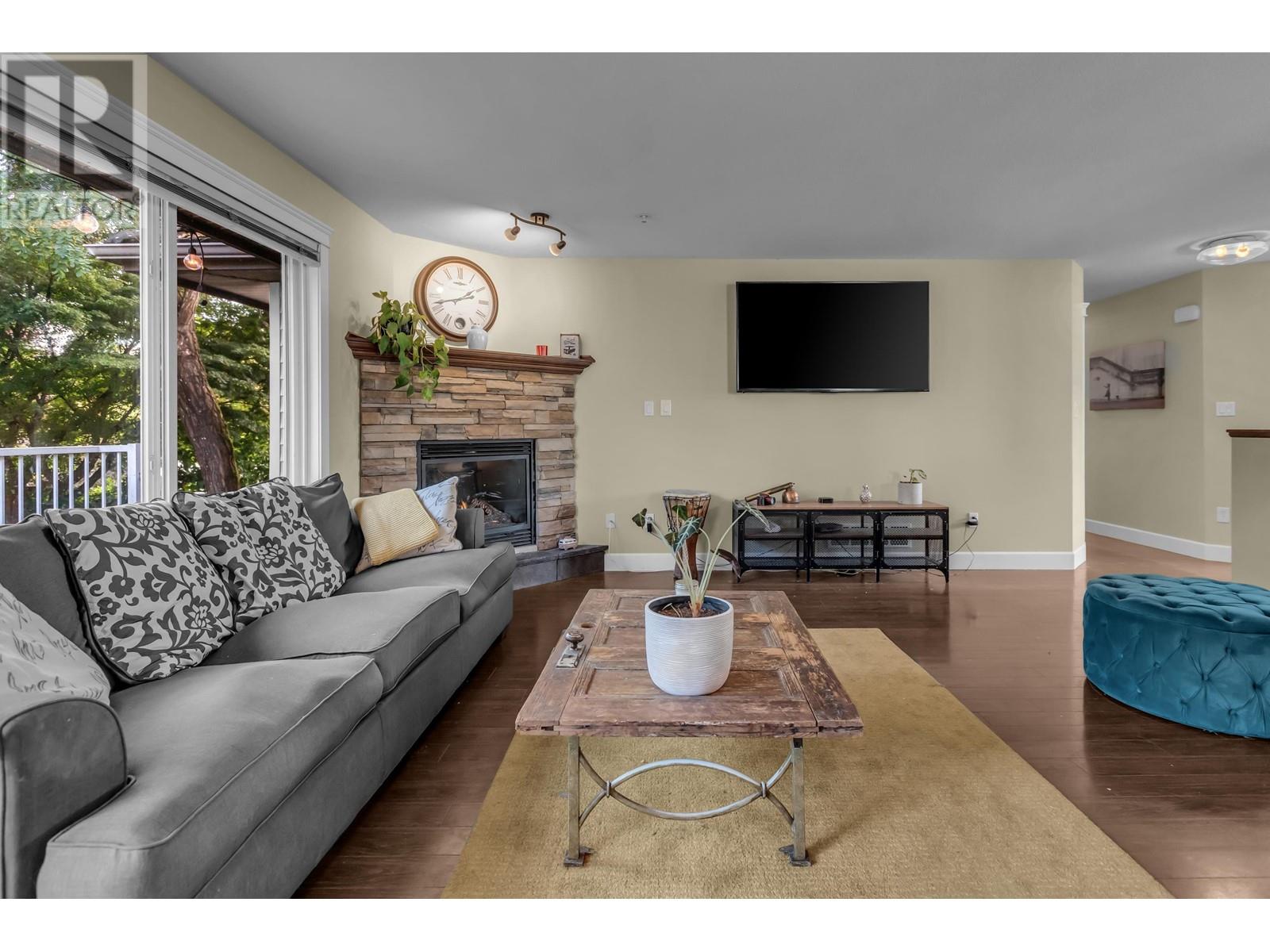 23745 Rock Ridge Drive, Maple Ridge, British Columbia  V4R 2W2 - Photo 8 - R2825202