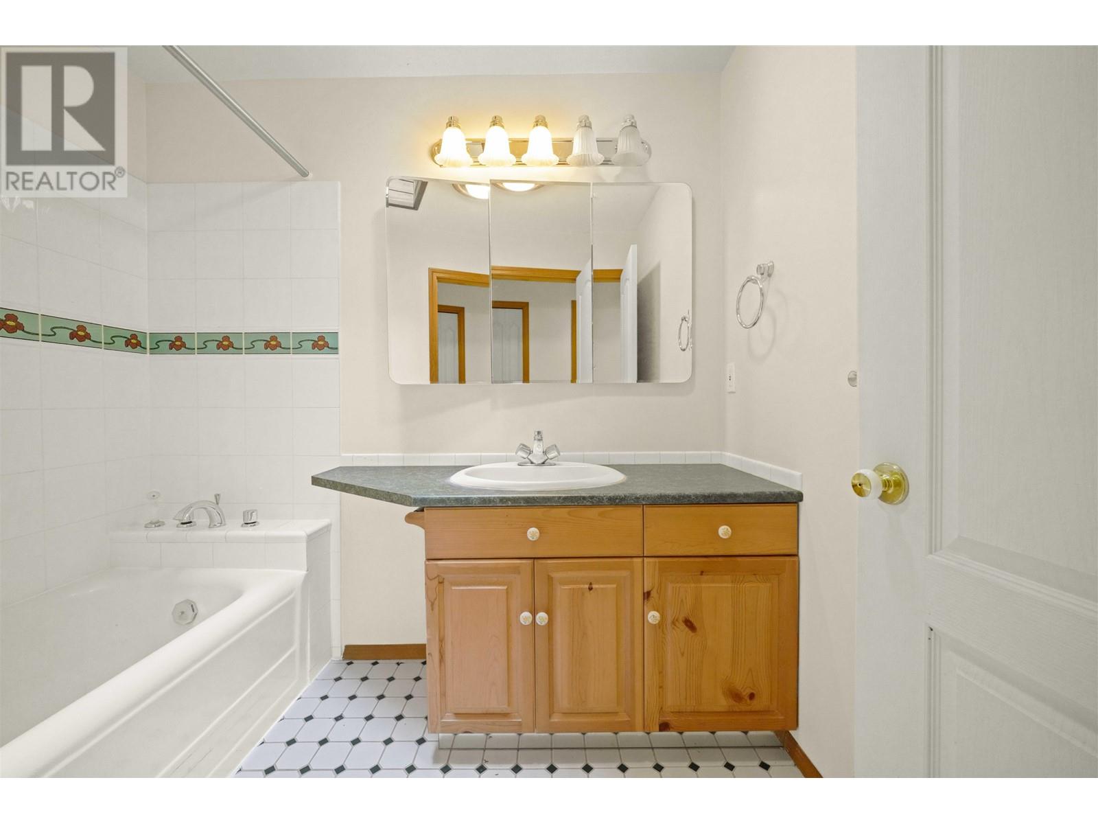 22473 132 Avenue, Maple Ridge, British Columbia  V4R 2P6 - Photo 20 - R2825214