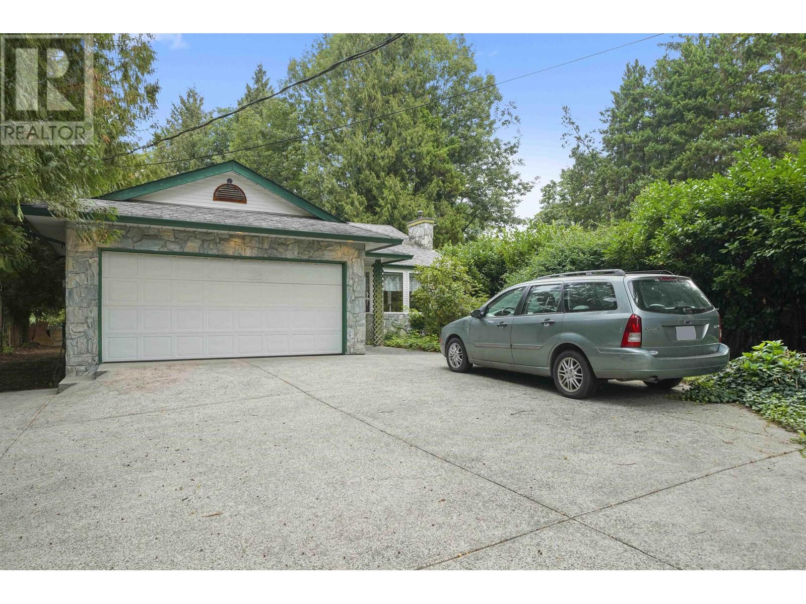 22473 132 Avenue, Maple Ridge, British Columbia  V4R 2P6 - Photo 3 - R2825214