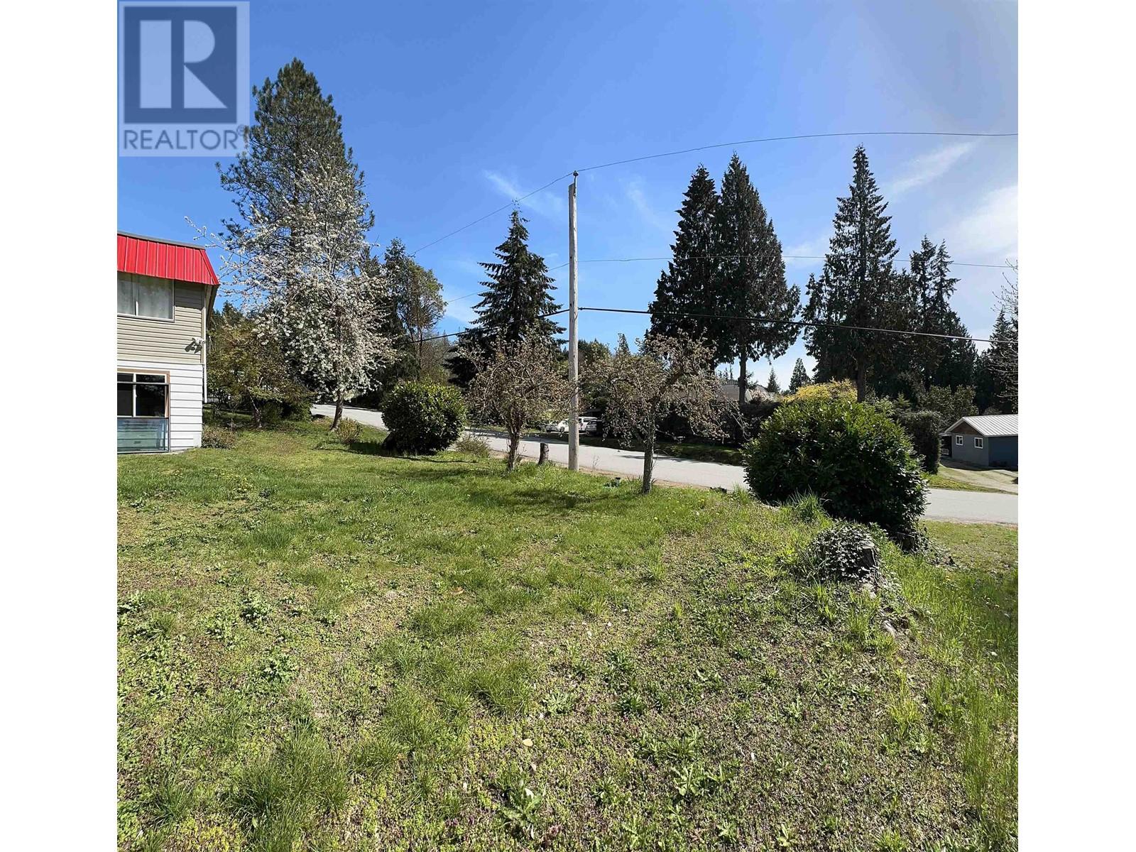 5197 Radcliffe Road, Sechelt, British Columbia  V7Z 0C1 - Photo 4 - R2825235