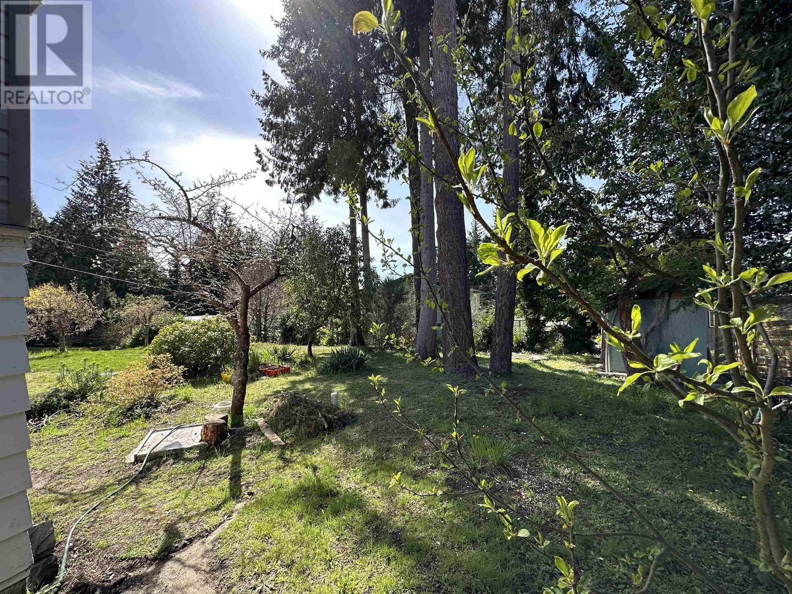 5197 Radcliffe Road, Sechelt, British Columbia  V7Z 0C1 - Photo 5 - R2825235