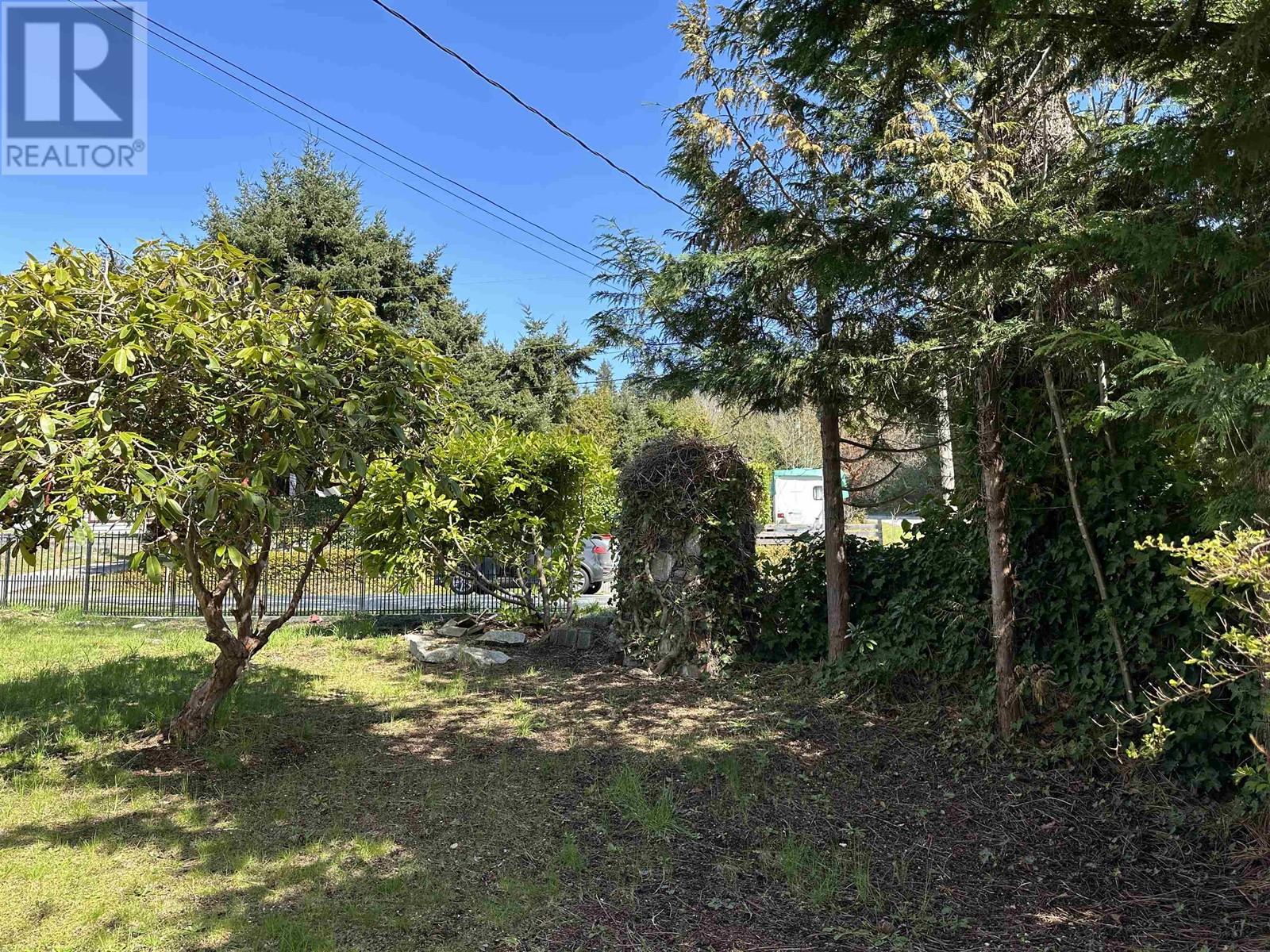 5197 Radcliffe Road, Sechelt, British Columbia  V7Z 0C1 - Photo 8 - R2825235