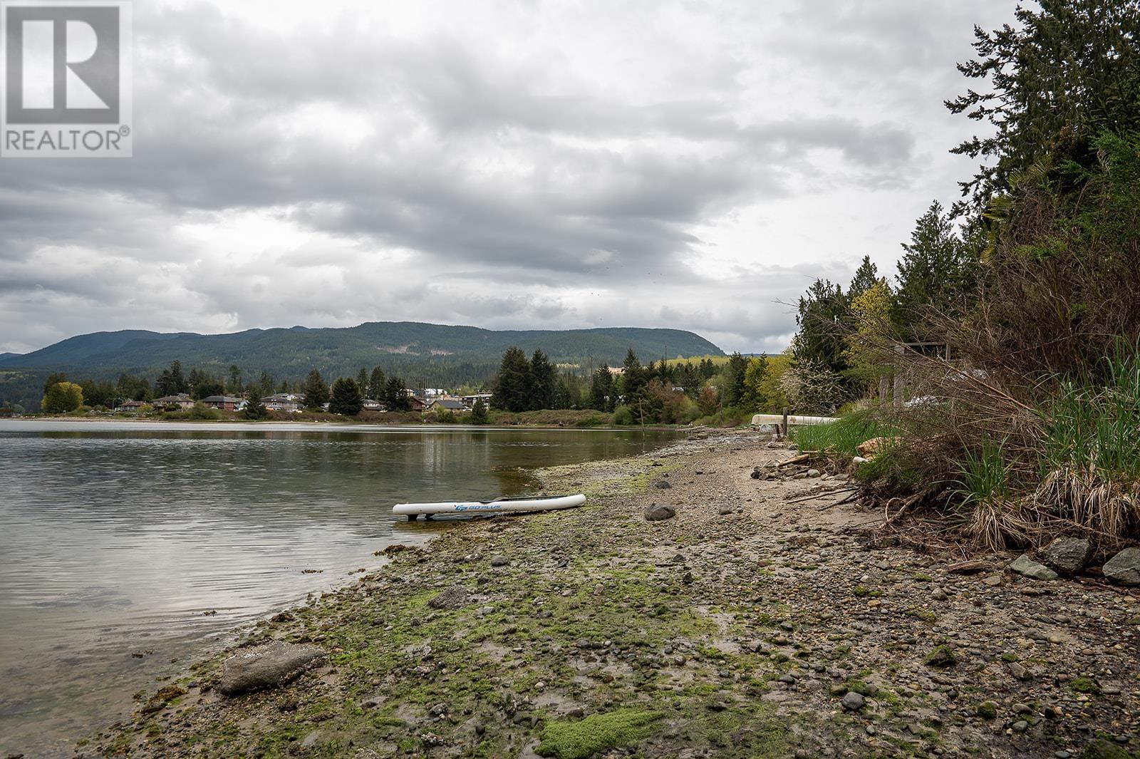 5717 Porpoise Bay Road, Sechelt, British Columbia  V0N 3A0 - Photo 37 - R2825275