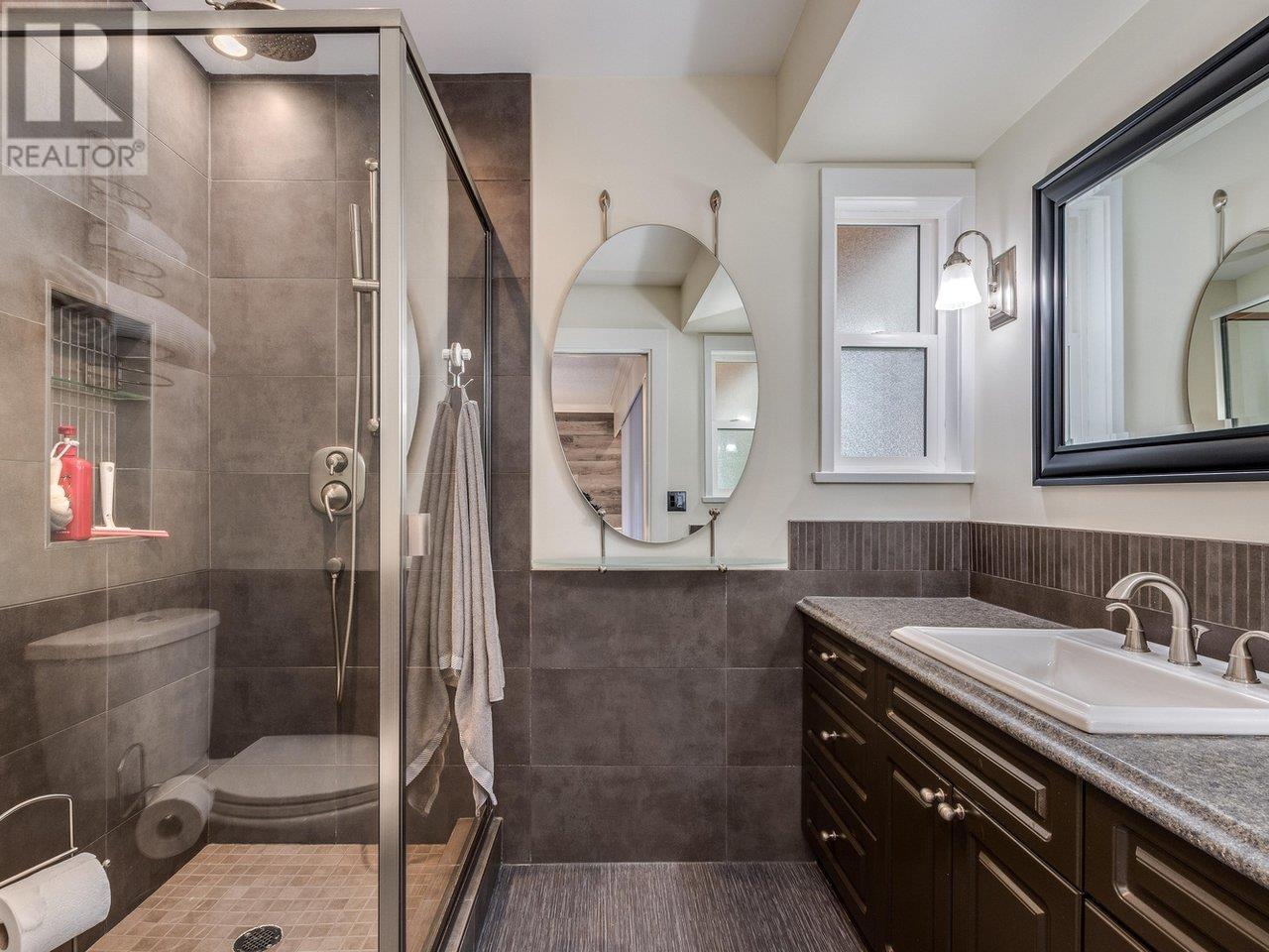 2520 Dewdney Trunk Road, Coquitlam, British Columbia  V3H 2E5 - Photo 17 - R2825273