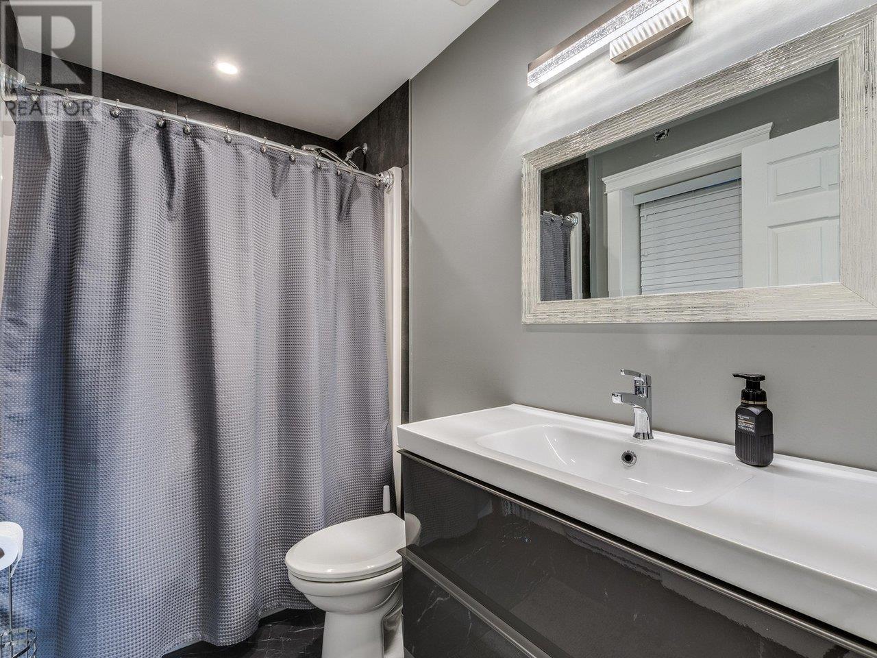 2520 Dewdney Trunk Road, Coquitlam, British Columbia  V3H 2E5 - Photo 25 - R2825273