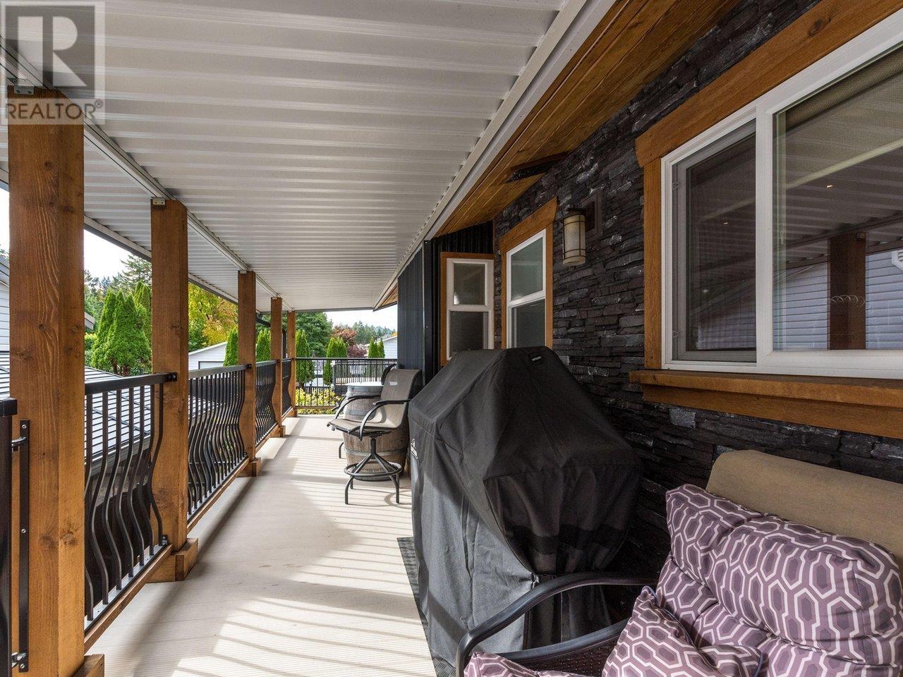 2520 Dewdney Trunk Road, Coquitlam, British Columbia  V3H 2E5 - Photo 38 - R2825273