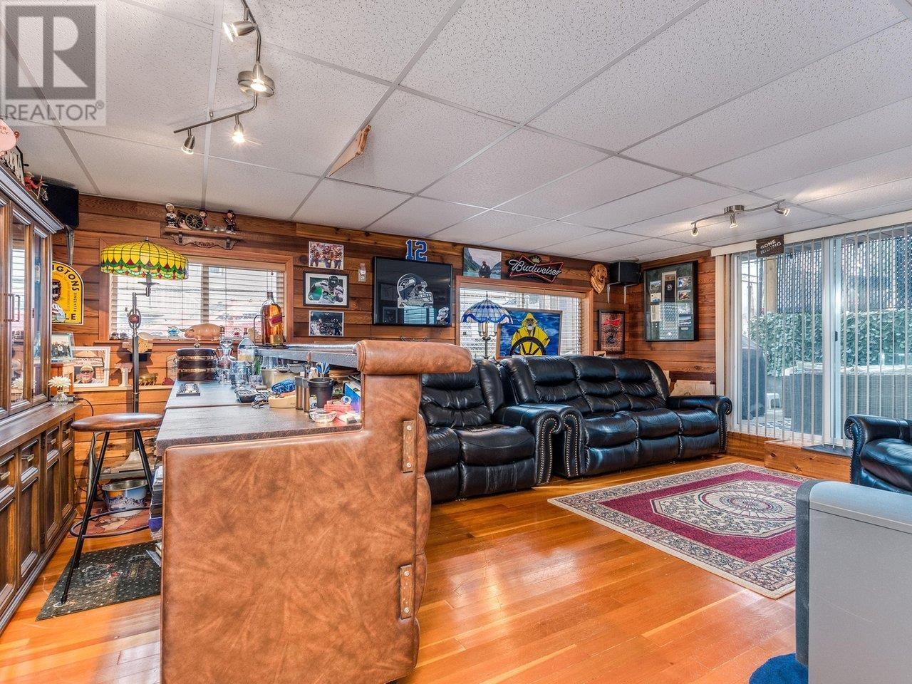 2520 Dewdney Trunk Road, Coquitlam, British Columbia  V3H 2E5 - Photo 32 - R2825273