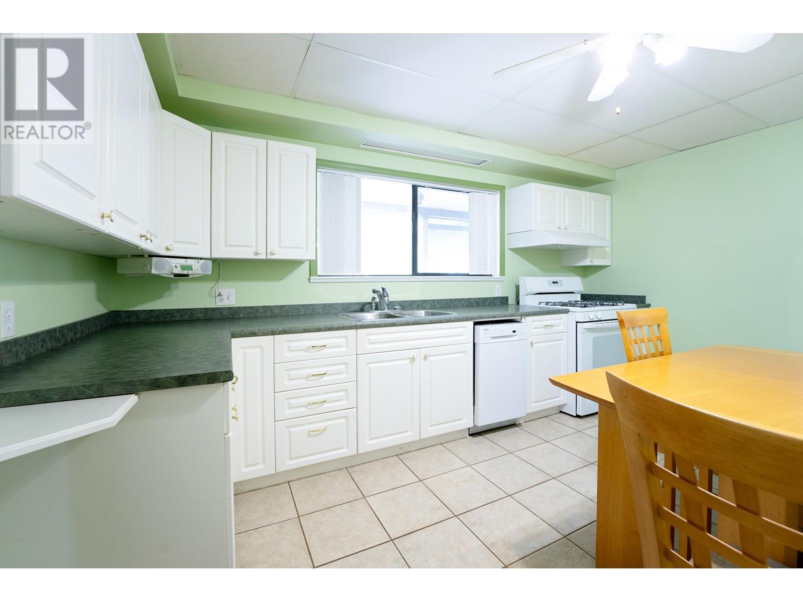 1680 Coquitlam Avenue, Port Coquitlam, British Columbia  V3B 1H7 - Photo 18 - R2819322