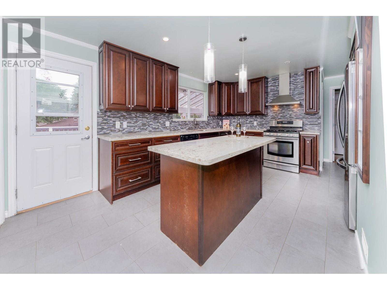1680 Coquitlam Avenue, Port Coquitlam, British Columbia  V3B 1H7 - Photo 5 - R2819322
