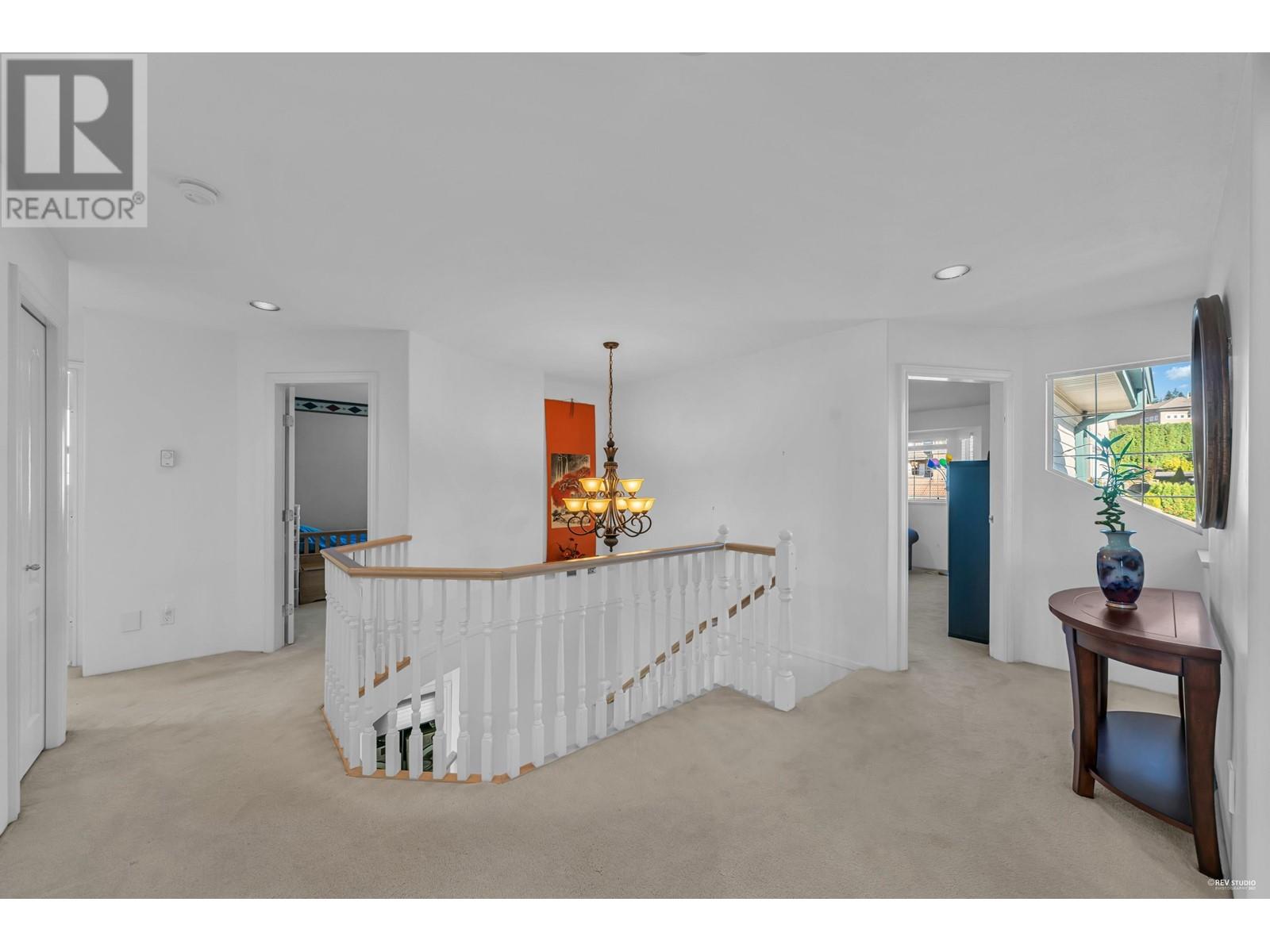3088 Cardinal Court, Coquitlam, British Columbia  V3E 3C4 - Photo 11 - R2824014