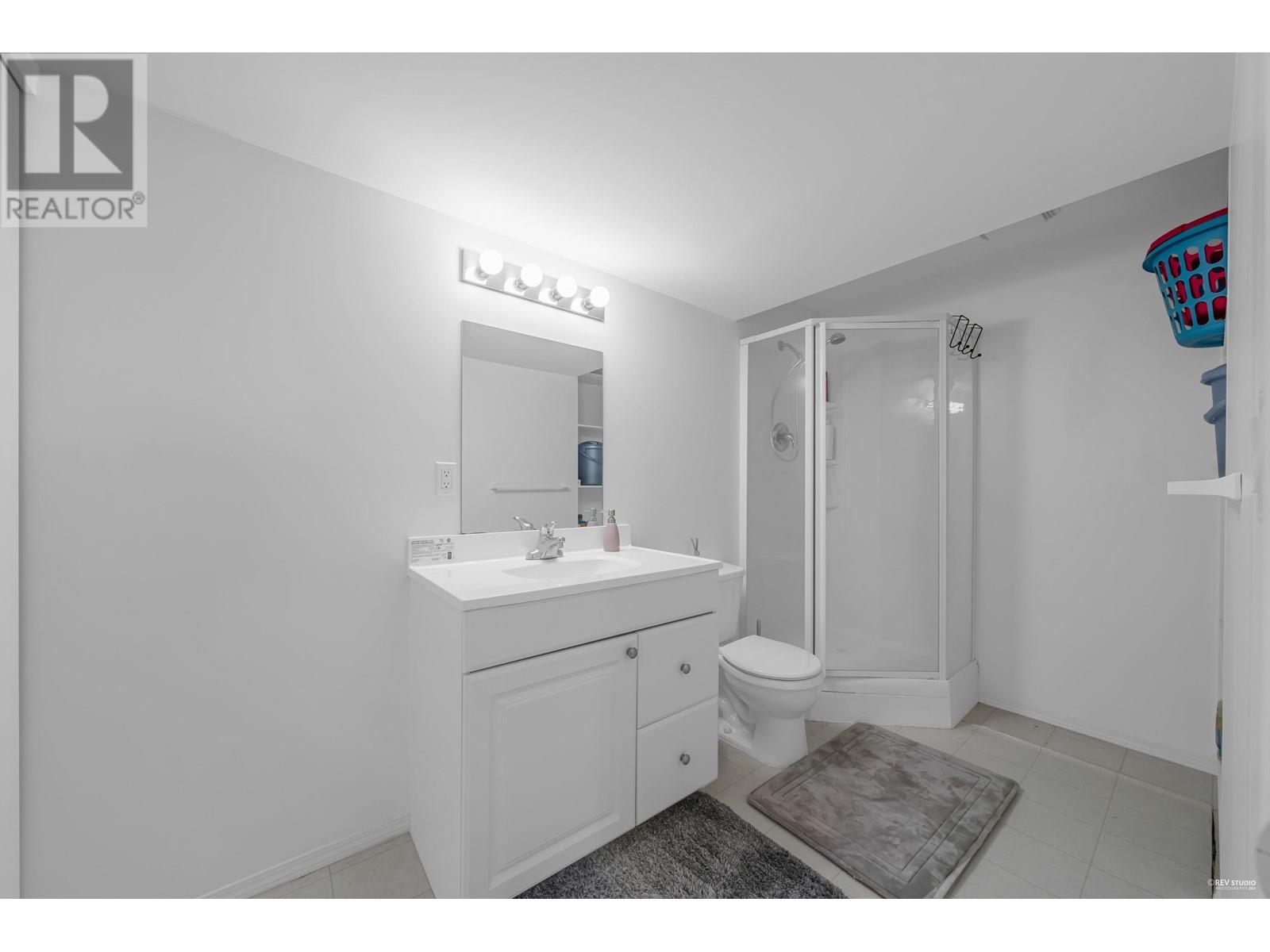 3088 Cardinal Court, Coquitlam, British Columbia  V3E 3C4 - Photo 35 - R2824014