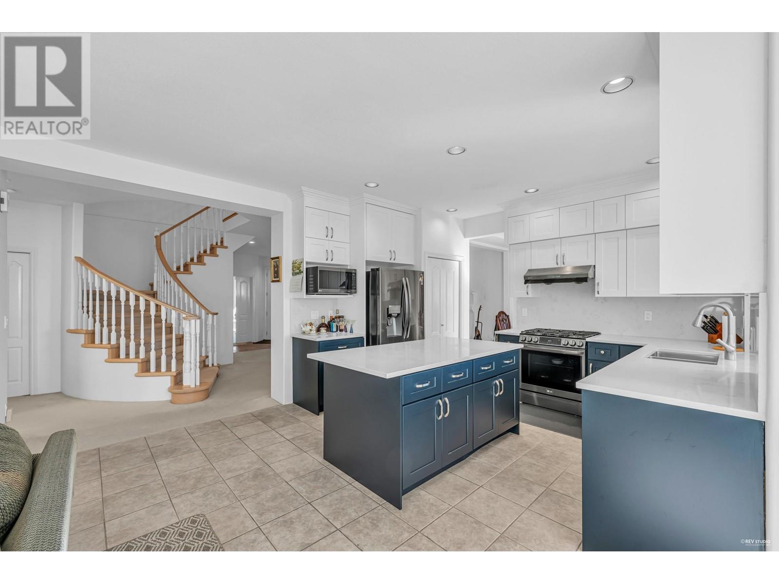3088 Cardinal Court, Coquitlam, British Columbia  V3E 3C4 - Photo 23 - R2824014