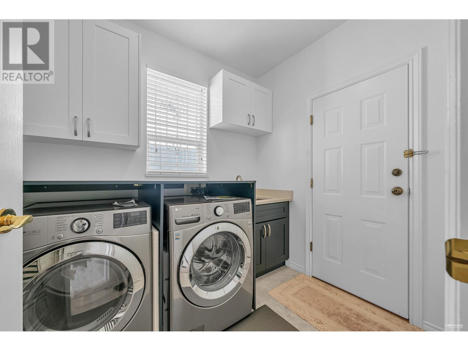 3088 Cardinal Court, Coquitlam, British Columbia  V3E 3C4 - Photo 31 - R2824014