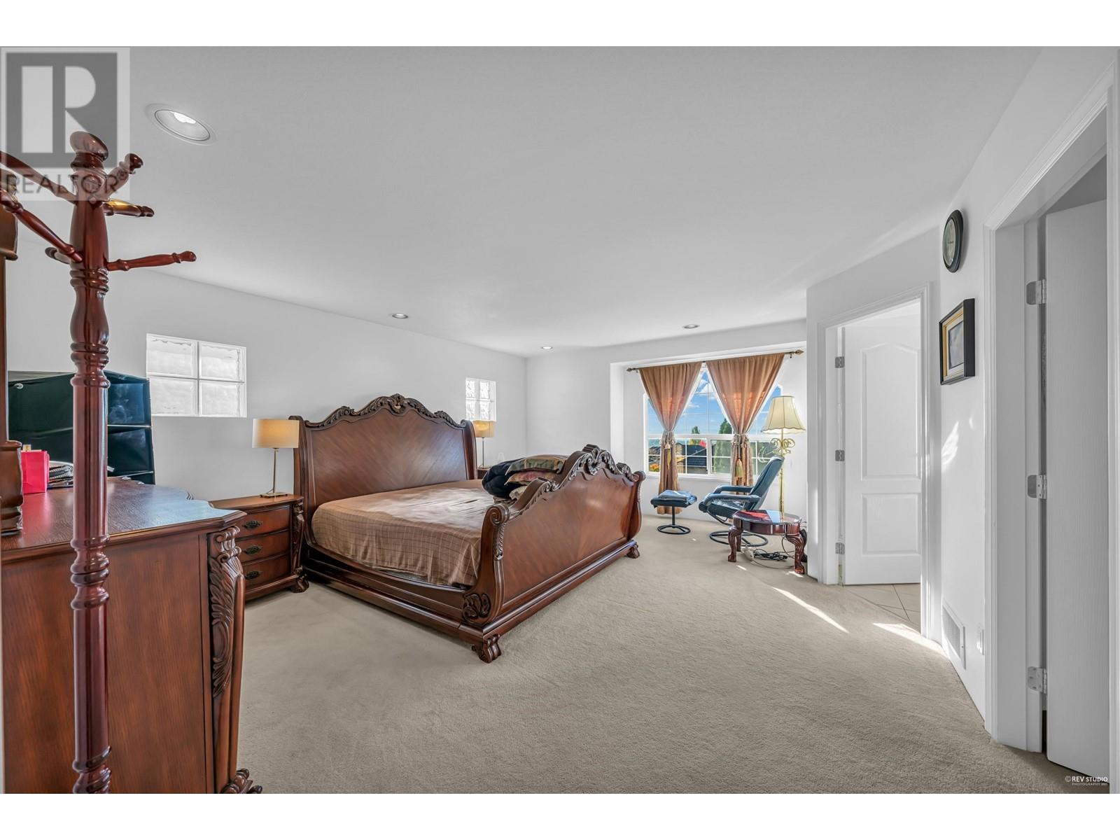 3088 Cardinal Court, Coquitlam, British Columbia  V3E 3C4 - Photo 10 - R2824014