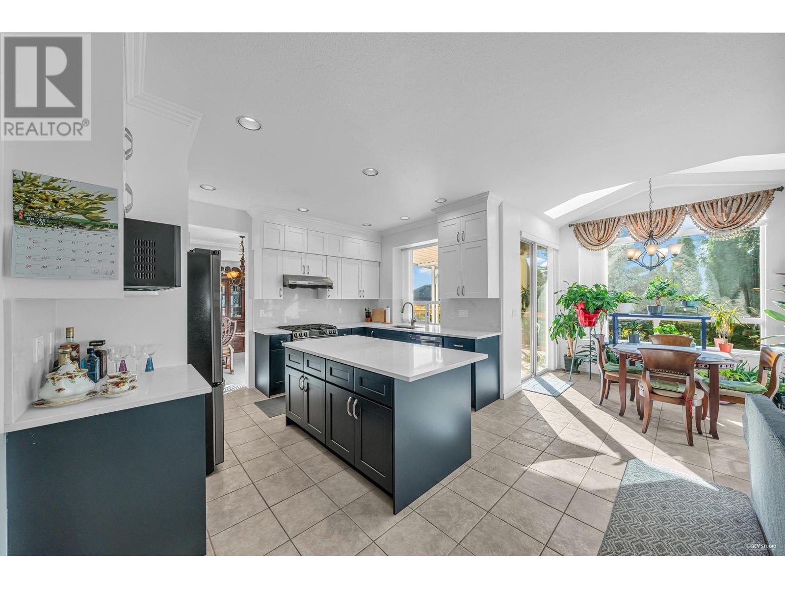 3088 Cardinal Court, Coquitlam, British Columbia  V3E 3C4 - Photo 22 - R2824014