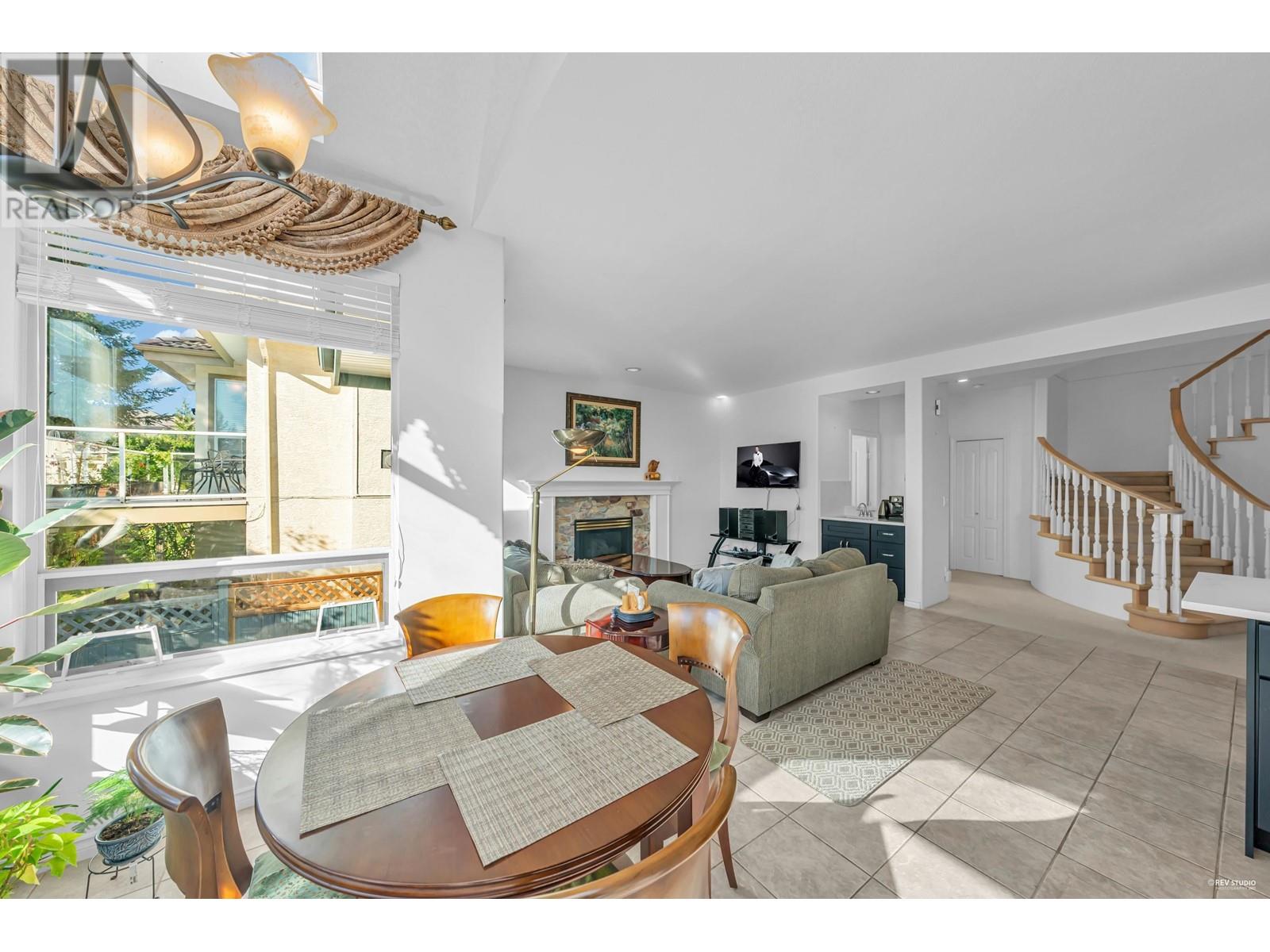 3088 Cardinal Court, Coquitlam, British Columbia  V3E 3C4 - Photo 28 - R2824014
