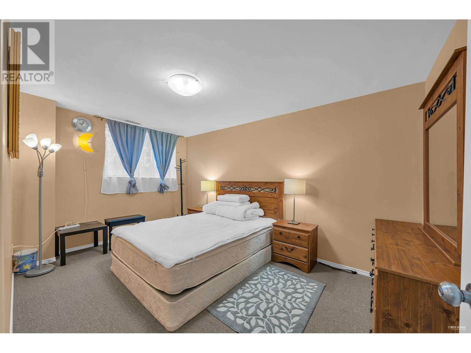 3088 Cardinal Court, Coquitlam, British Columbia  V3E 3C4 - Photo 33 - R2824014
