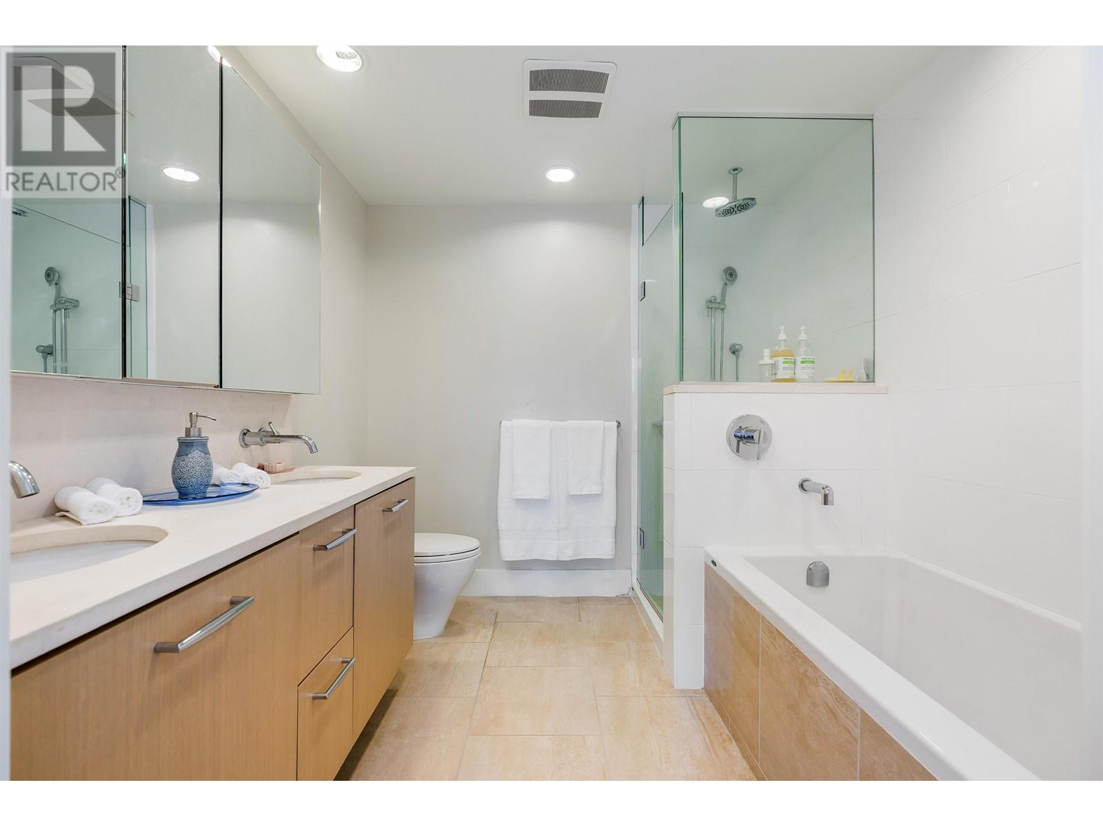201 150 W 15th Street, North Vancouver, British Columbia  V7M 0C4 - Photo 21 - R2825021