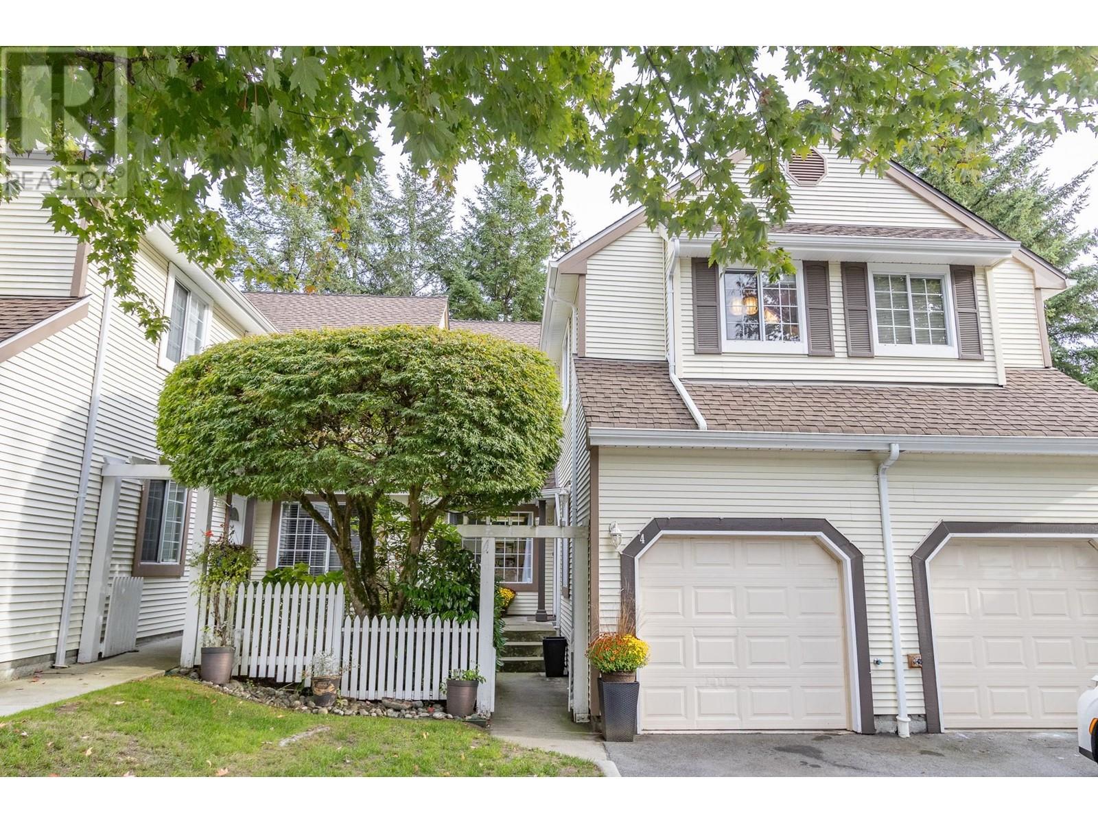 4 3939 Indian River Drive, North Vancouver, British Columbia  V7G 2P5 - Photo 1 - R2823550