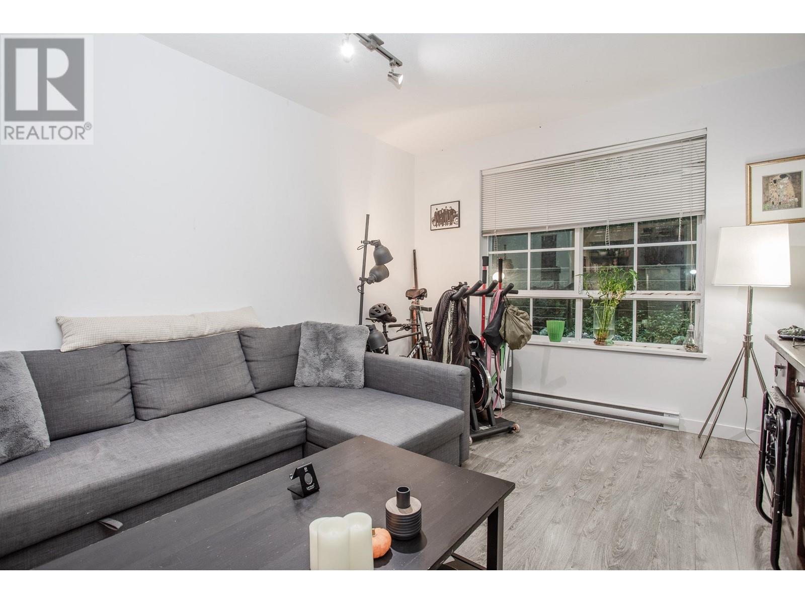 105 608 Como Lake Avenue, Coquitlam, British Columbia  V3J 0B2 - Photo 9 - R2824935