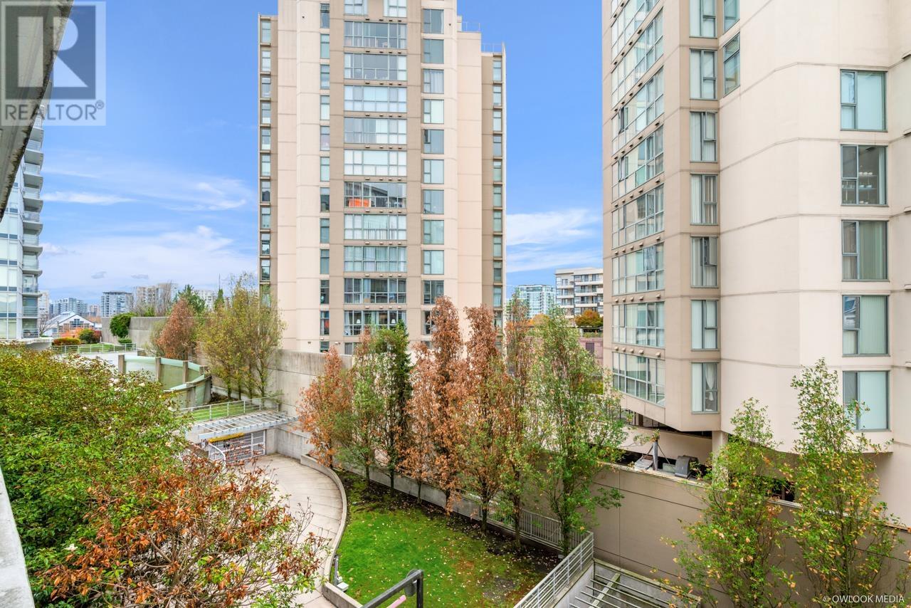 606 8280 Lansdowne Road, Richmond, British Columbia  V6X 0B2 - Photo 16 - R2821728
