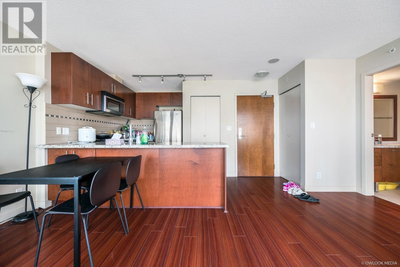 606 8280 Lansdowne Road, Richmond, British Columbia  V6X 0B2 - Photo 12 - R2821728