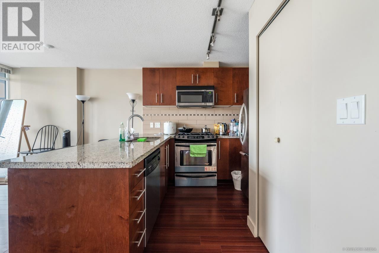 606 8280 Lansdowne Road, Richmond, British Columbia  V6X 0B2 - Photo 4 - R2821728
