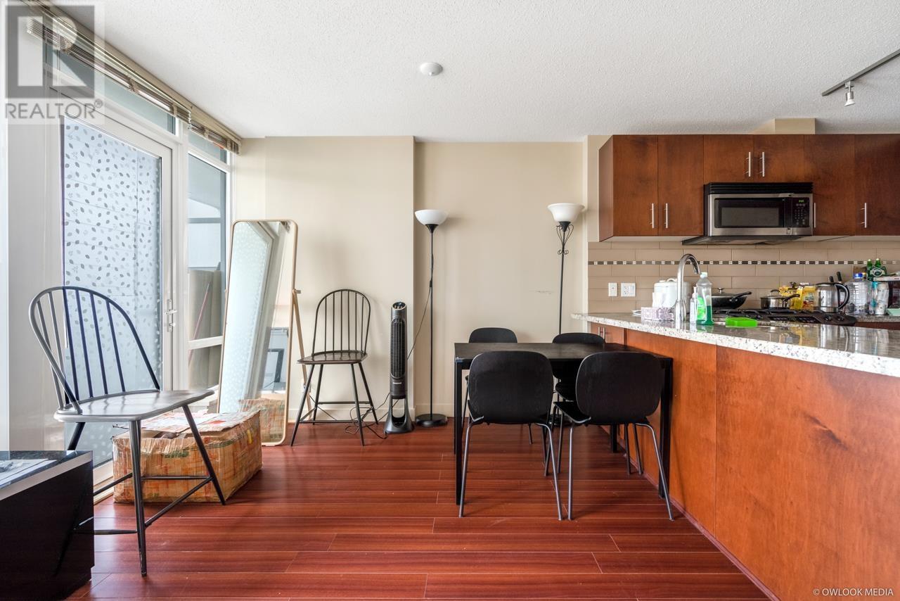 606 8280 Lansdowne Road, Richmond, British Columbia  V6X 0B2 - Photo 7 - R2821728