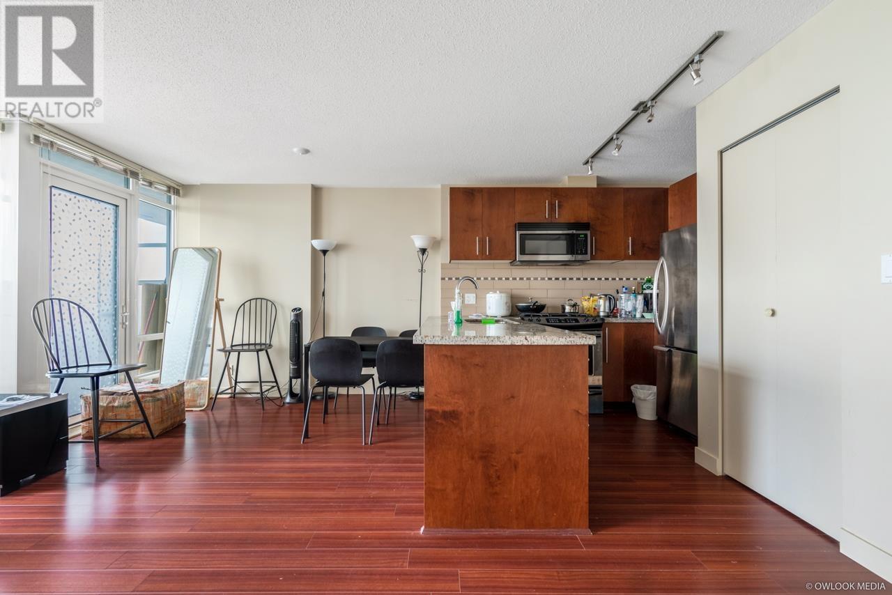 606 8280 Lansdowne Road, Richmond, British Columbia  V6X 0B2 - Photo 9 - R2821728