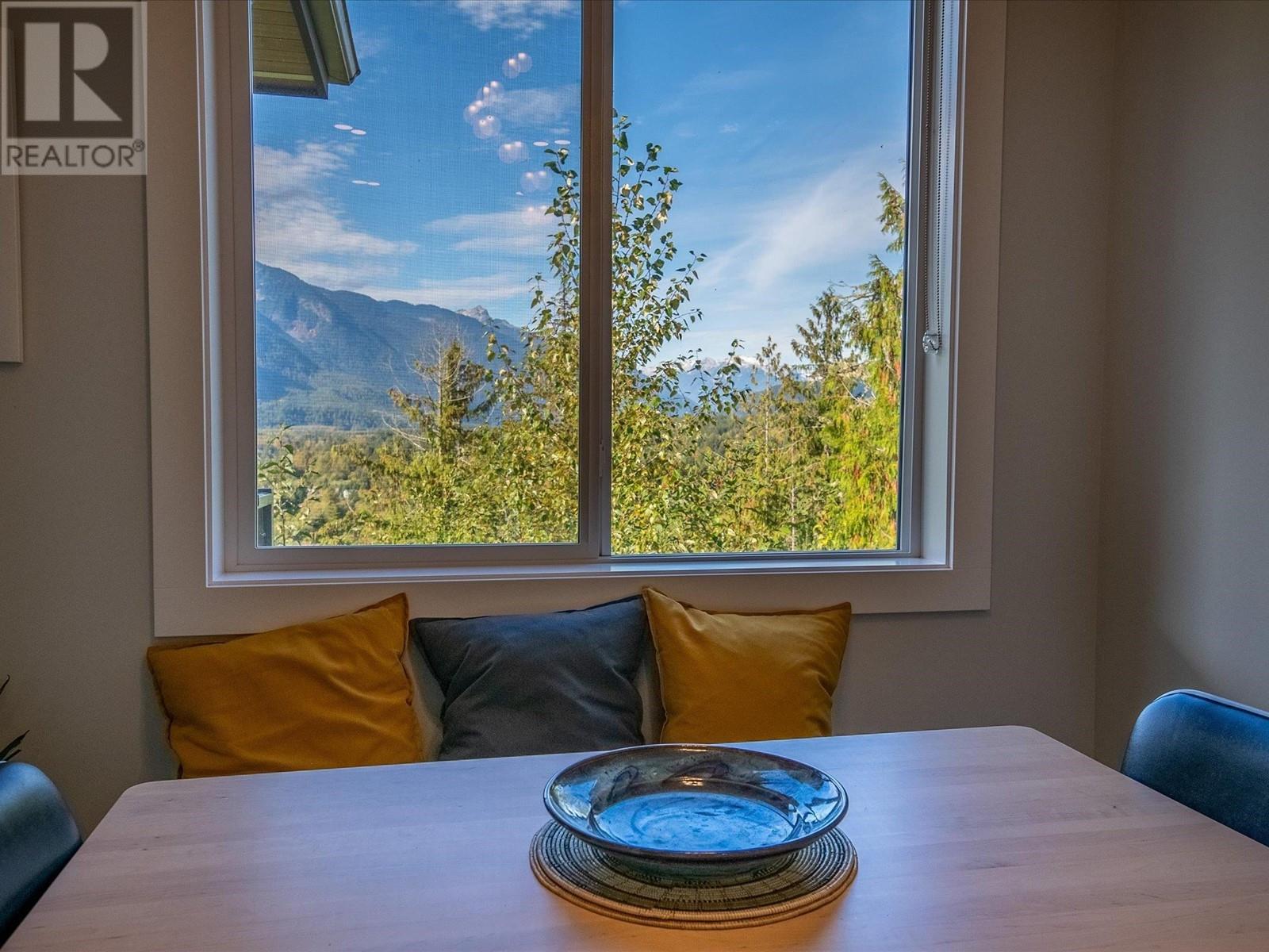5 41360 Skyridge Place, Squamish, British Columbia  V8B 0Y6 - Photo 13 - R2825292