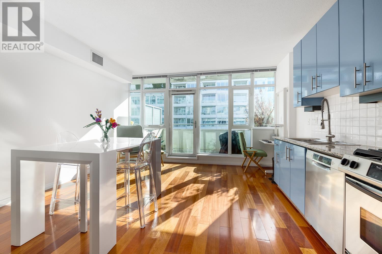 605 100 E ESPLANADE, north vancouver, British Columbia