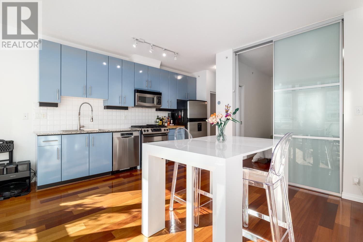605 100 E Esplanade, North Vancouver, British Columbia  V7L 4V1 - Photo 6 - R2825293