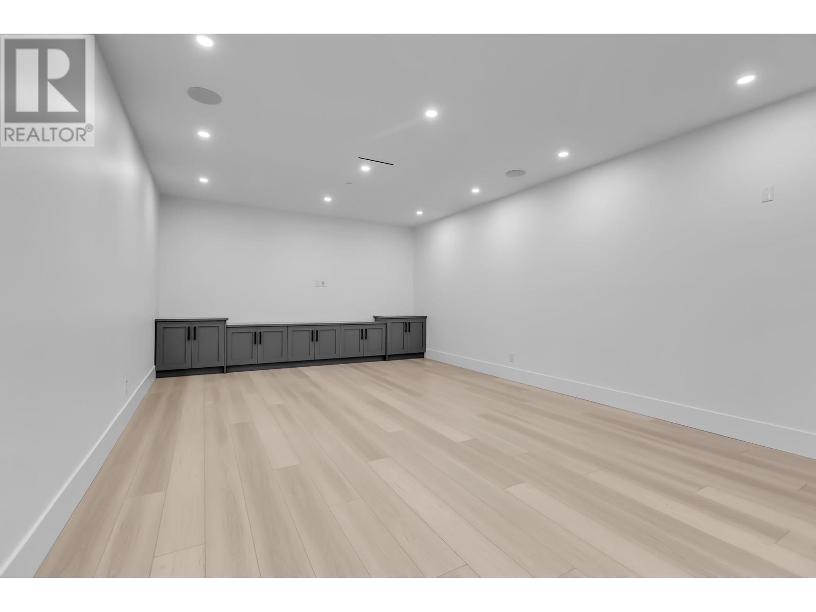 23718 132 Avenue, Maple Ridge, British Columbia  V4R 2S5 - Photo 30 - R2825295