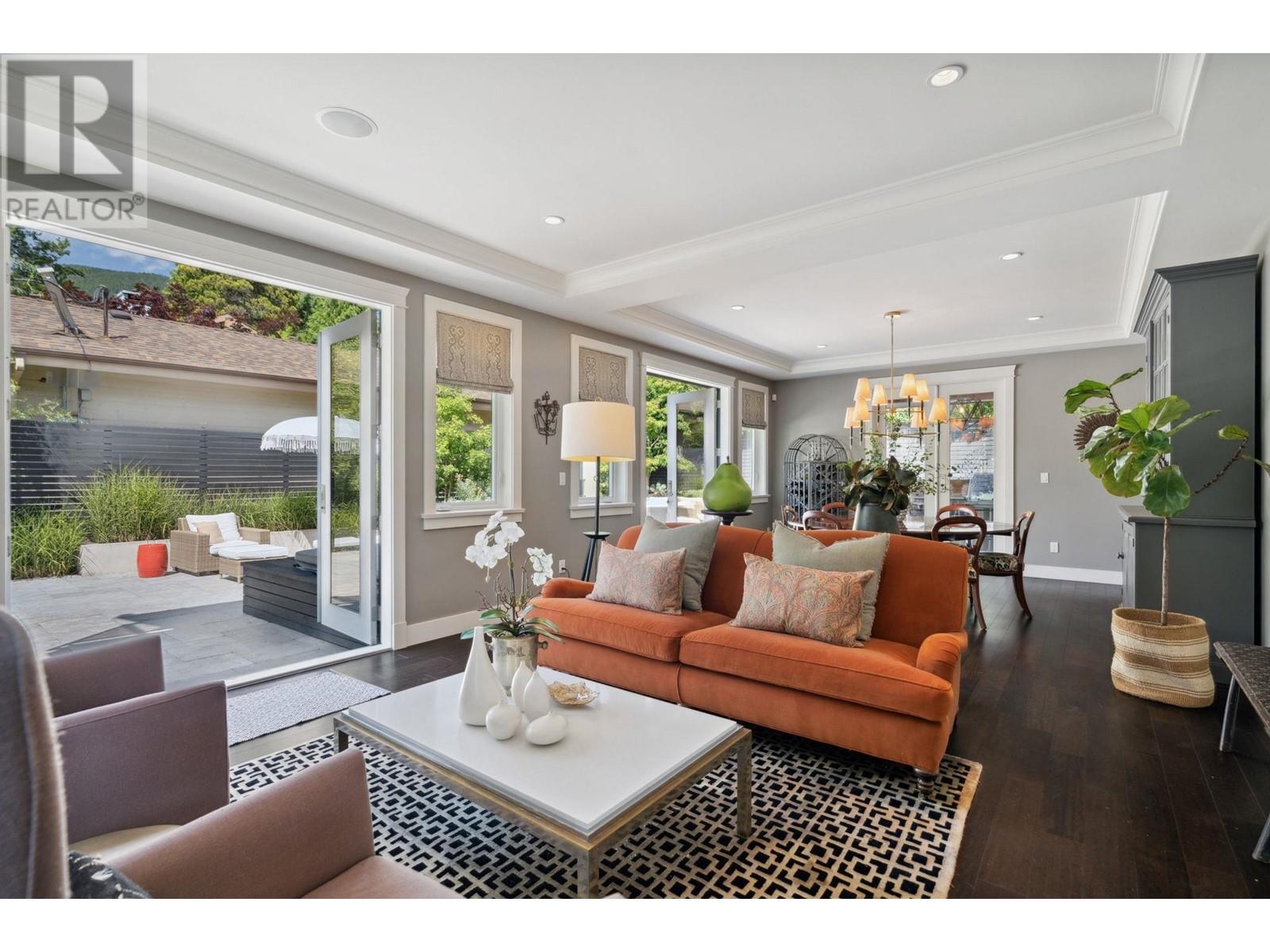 4020 Glenview Crescent, North Vancouver, British Columbia  V7R 3G4 - Photo 14 - R2825308