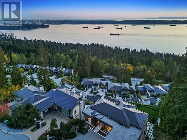 2931 Burfield Place, West Vancouver, British Columbia  V7S 0A9 - Photo 2 - R2824615