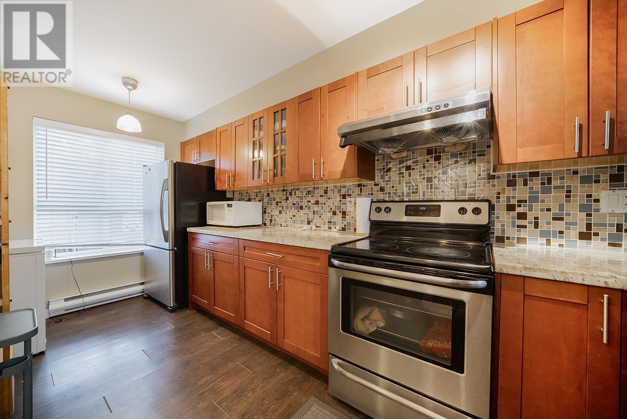 43 6670 Rumble Street, Burnaby, British Columbia  V5E 4L4 - Photo 11 - R2825182