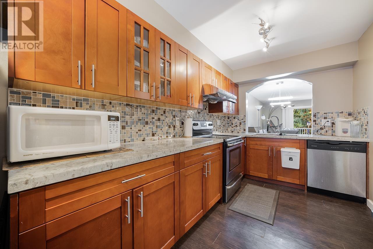 43 6670 Rumble Street, Burnaby, British Columbia  V5E 4L4 - Photo 12 - R2825182