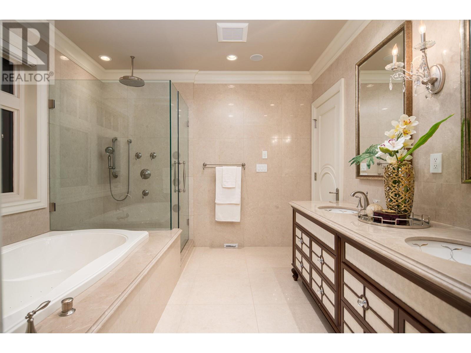 6076 Angus Drive, Vancouver, British Columbia  V6M 3P1 - Photo 21 - R2825322