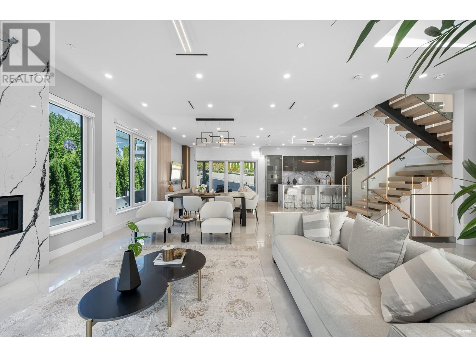 2221 Kings Avenue, West Vancouver, British Columbia  V7V 2C1 - Photo 11 - R2825335