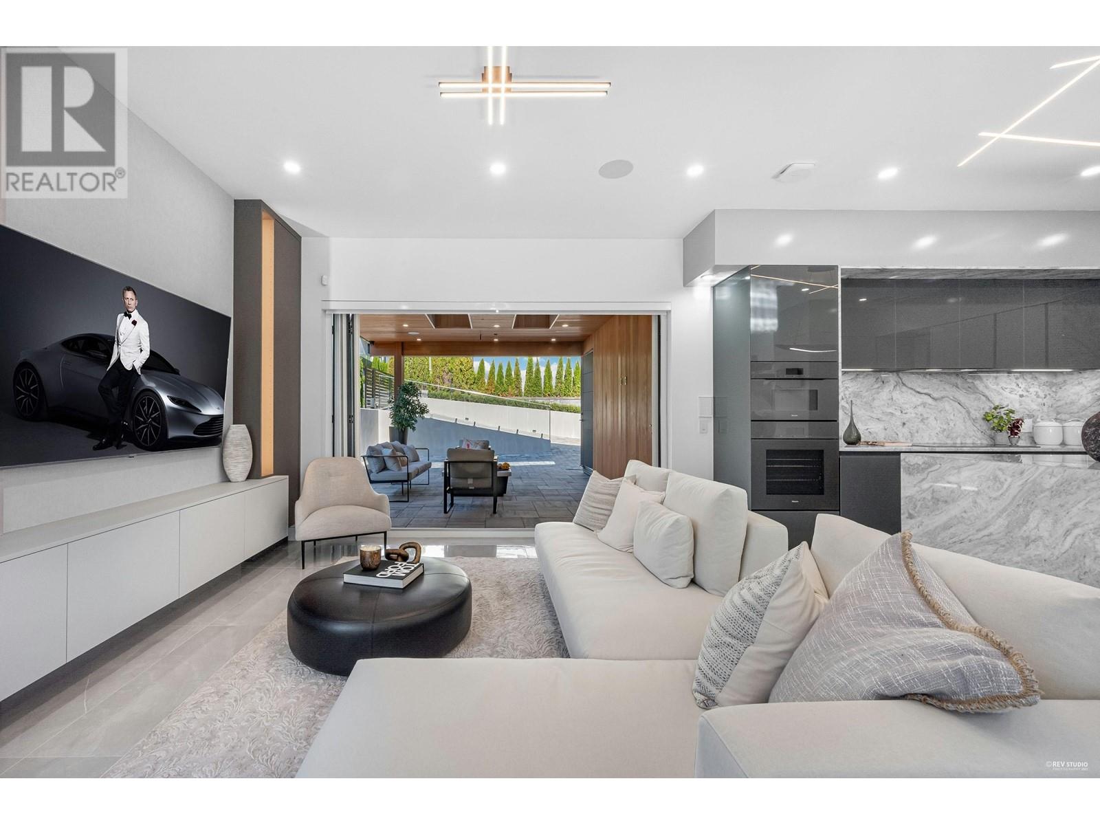 2221 Kings Avenue, West Vancouver, British Columbia  V7V 2C1 - Photo 19 - R2825335