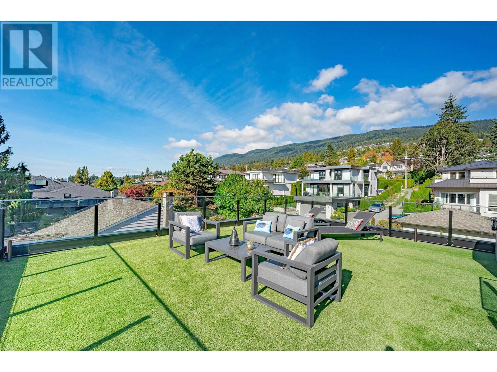 2221 Kings Avenue, West Vancouver, British Columbia  V7V 2C1 - Photo 30 - R2825335