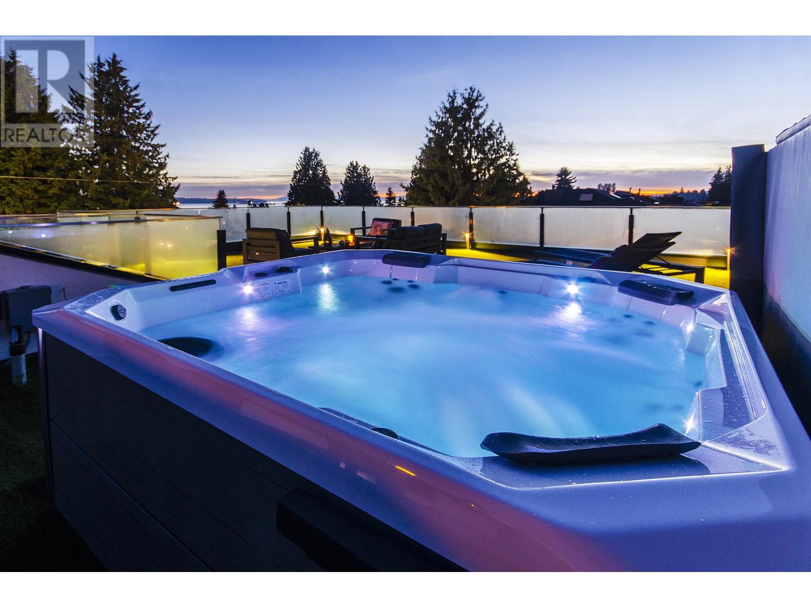 2221 Kings Avenue, West Vancouver, British Columbia  V7V 2C1 - Photo 33 - R2825335