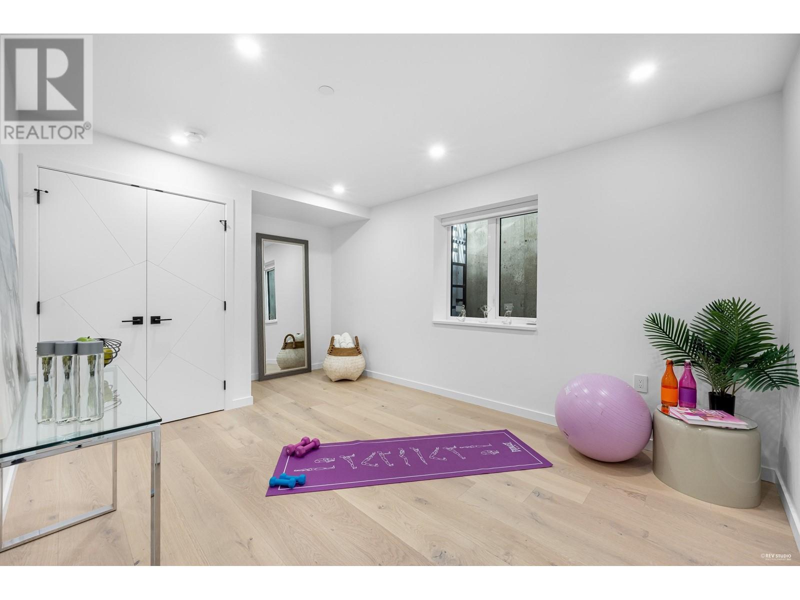 2221 Kings Avenue, West Vancouver, British Columbia  V7V 2C1 - Photo 36 - R2825335