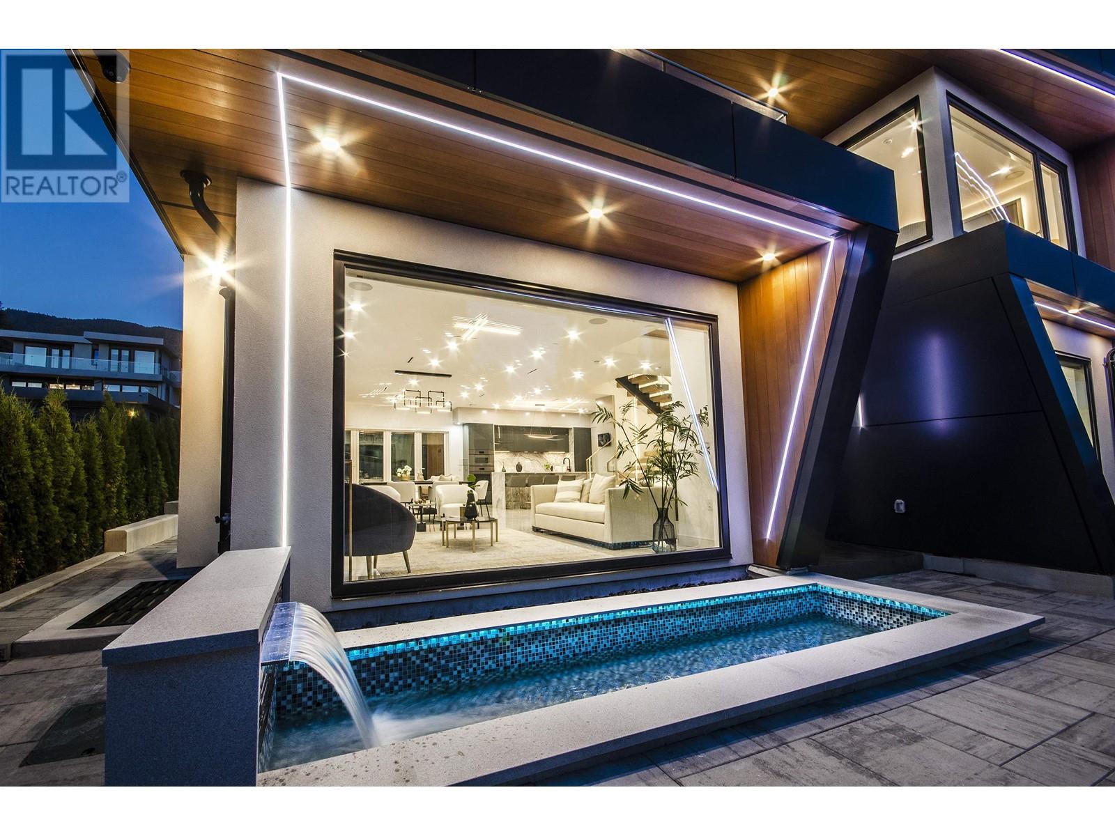 2221 Kings Avenue, West Vancouver, British Columbia  V7V 2C1 - Photo 9 - R2825335