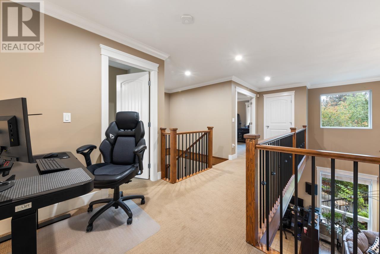 10100 242 Street, Maple Ridge, British Columbia  V2W 0E6 - Photo 13 - R2825363