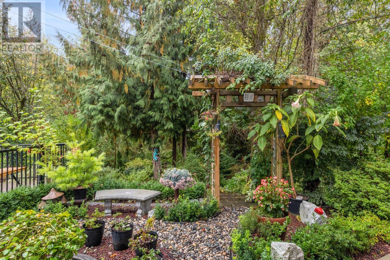 10100 242 Street, Maple Ridge, British Columbia  V2W 0E6 - Photo 28 - R2825363